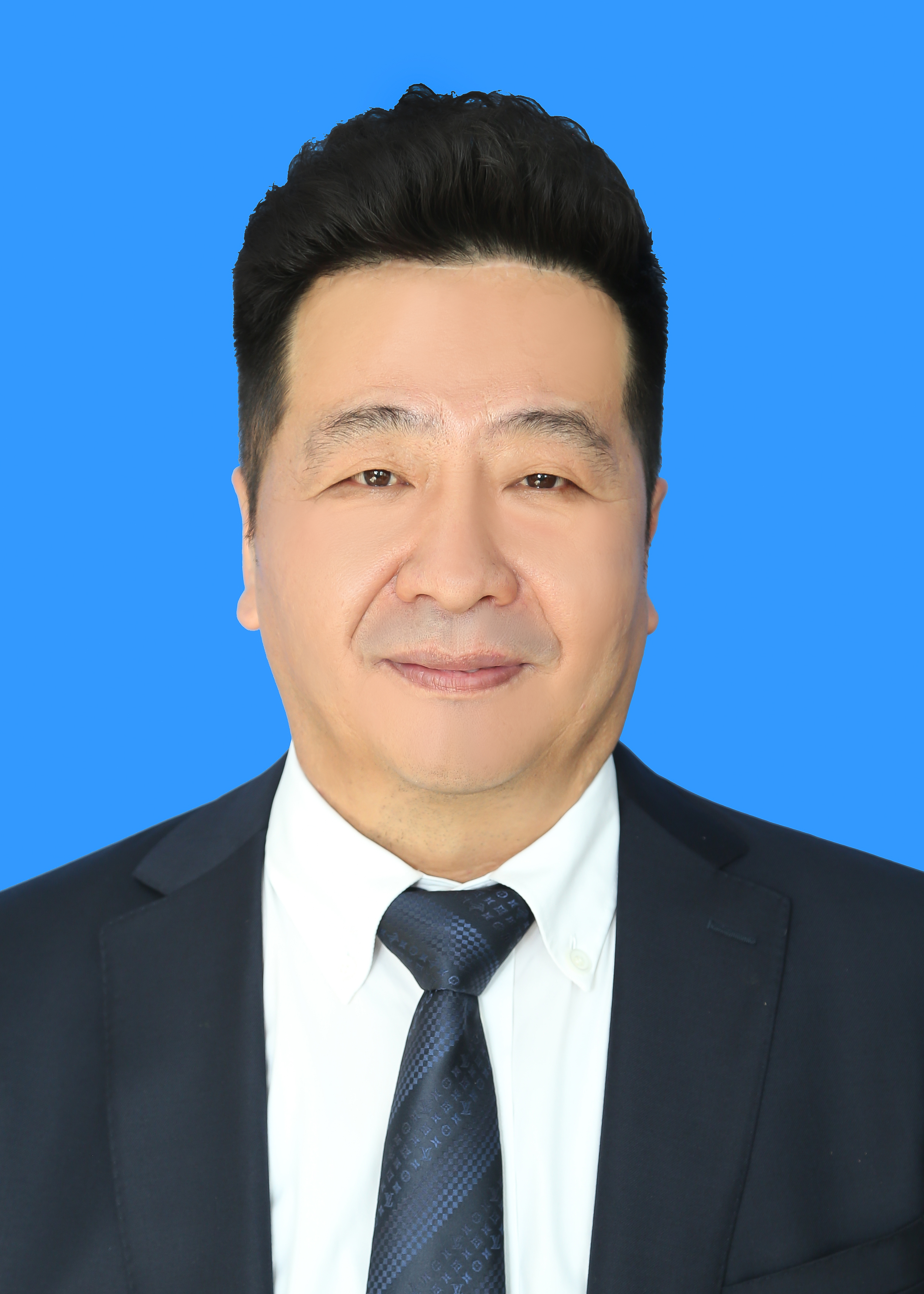 馬文義  集團董事、董事長、總經(jīng)理